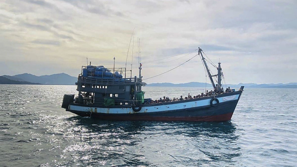 Migrant boat sinks off Malaysian coast, killing one, dozens missing Immigration news