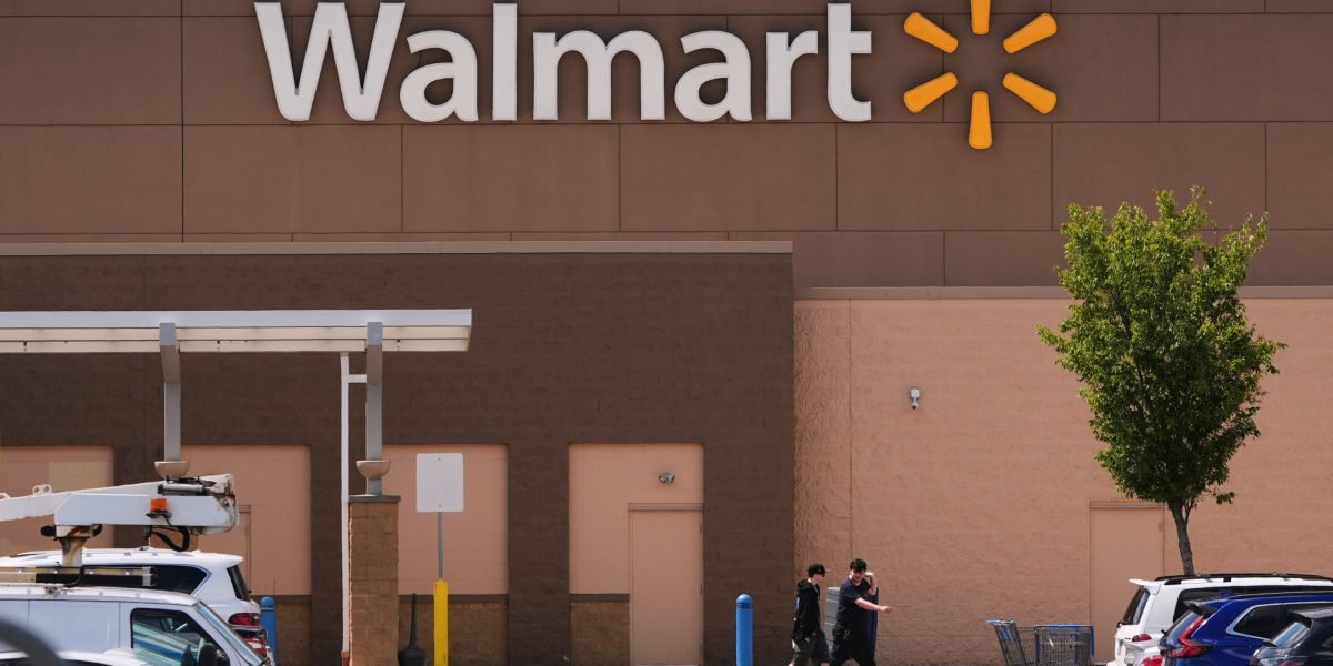 Walmart Thanksgiving Ty Basket Basket is 25% off but has half as many items as last year