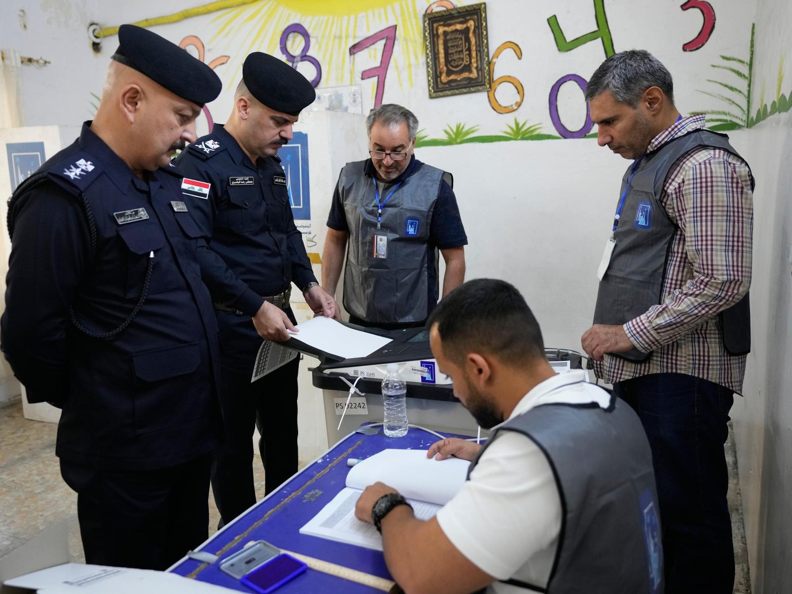 Iraq parliamentary polls begin with special vote for troops, displaced people, election news