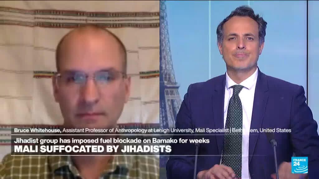 France urges citizens to leave Mali as blockade by armed groups intensifies