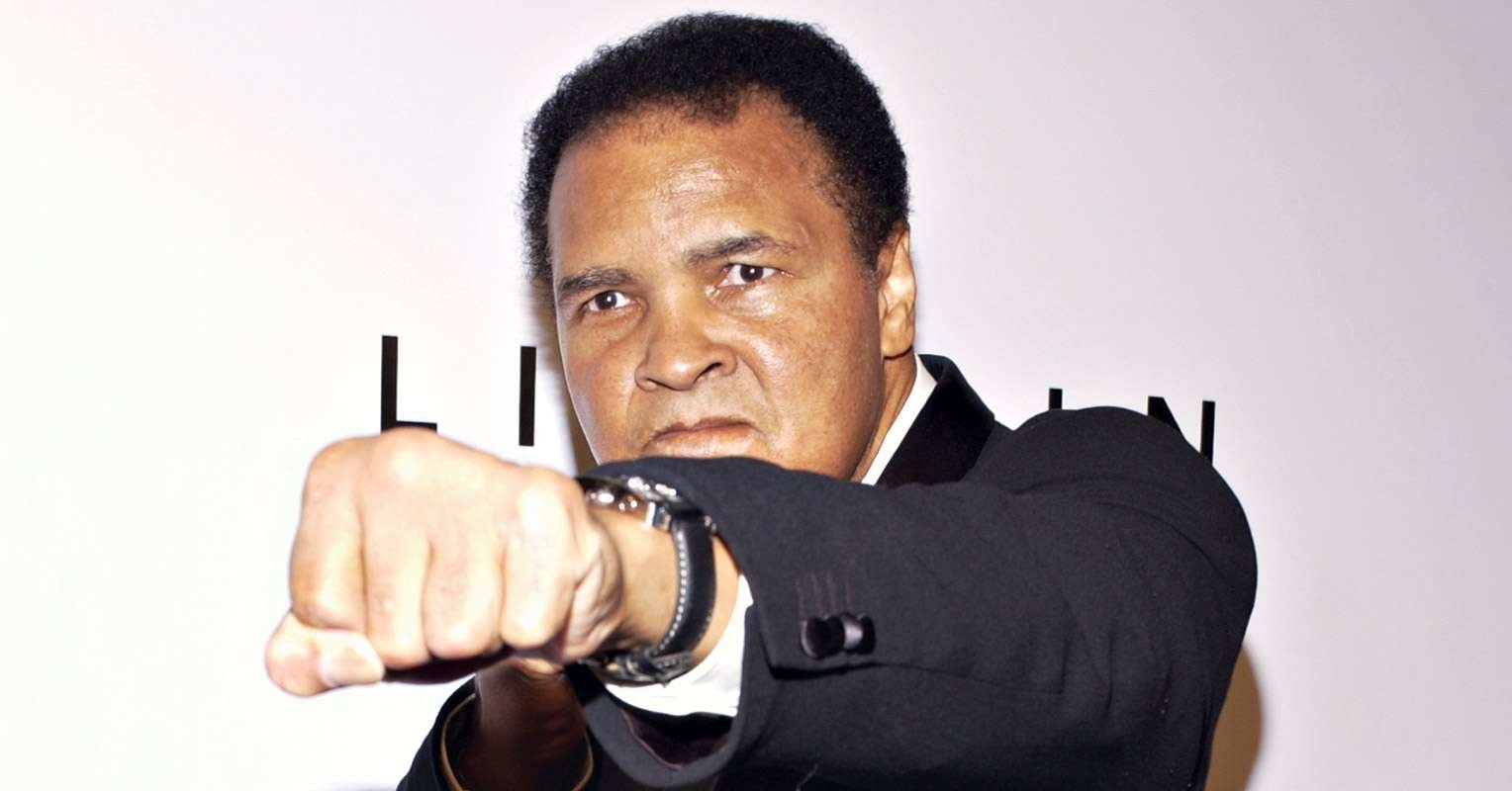 Muhammad Ali makes it clear who his boxing idol is: ‘He’s the king’