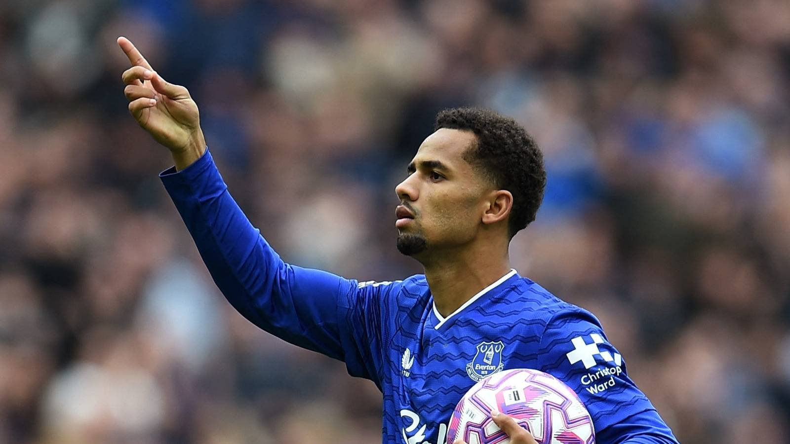 Newcastle looking for ‘amazing’ Everton star Moyes loves