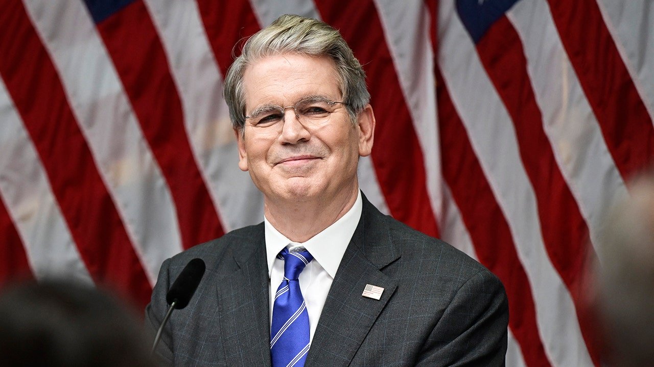 Treasury Secretary Bessent predicts 2026 will be a ‘breakthrough year’ for the US economy