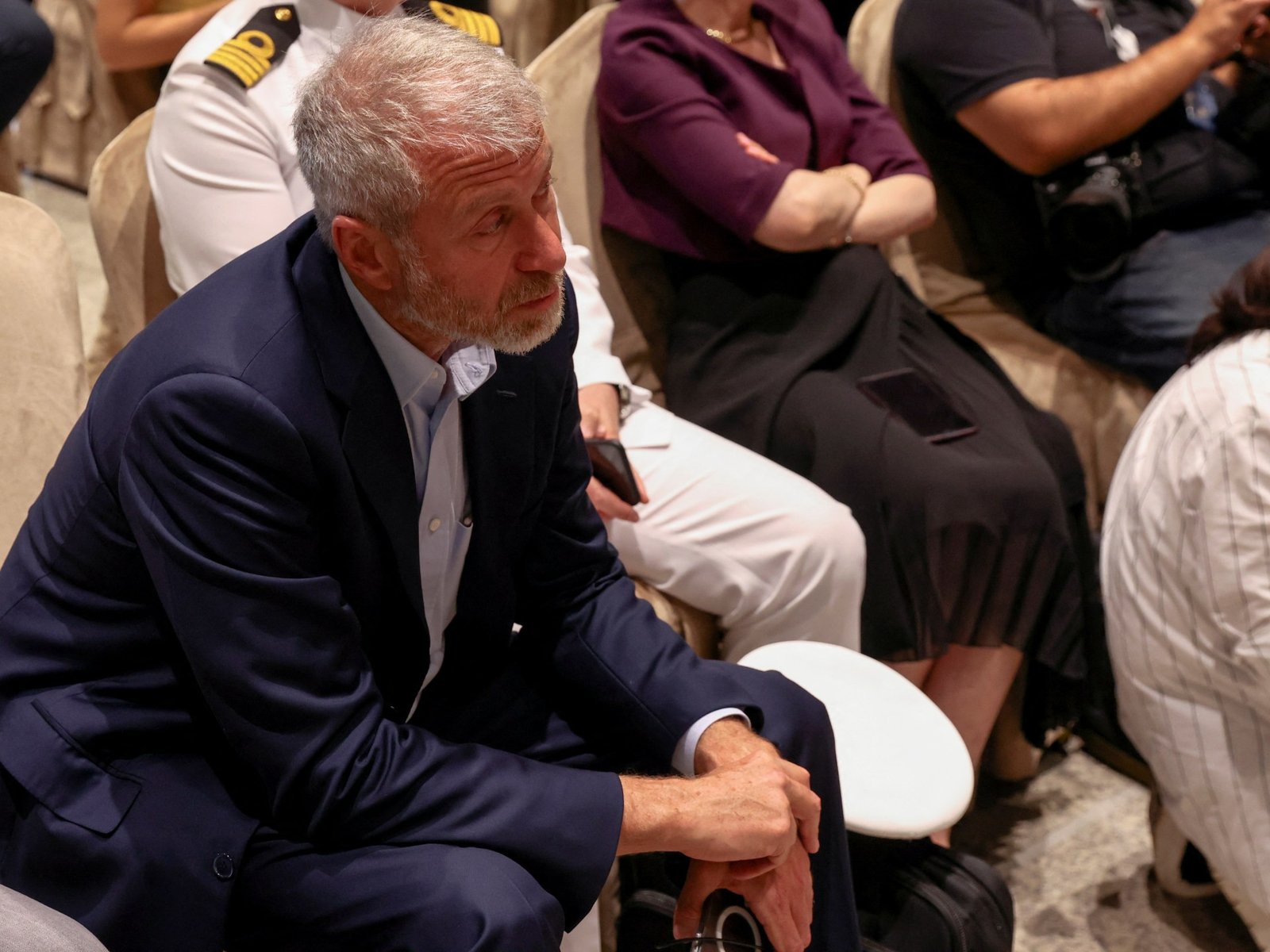 UK warns Abramovich to face court if he offers cash for Chelsea sale to Ukraine Football News