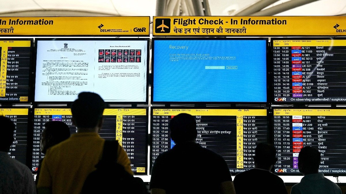 Microsoft’s global outage causes airport check-in chaos and flight delays across India
