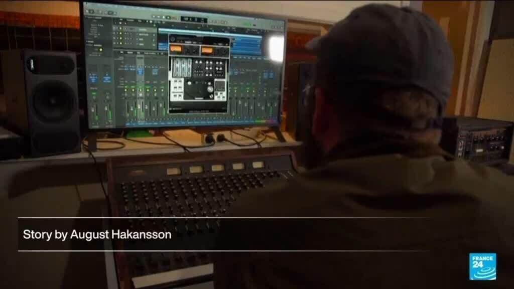 Musicians raise alarm over AI scammers