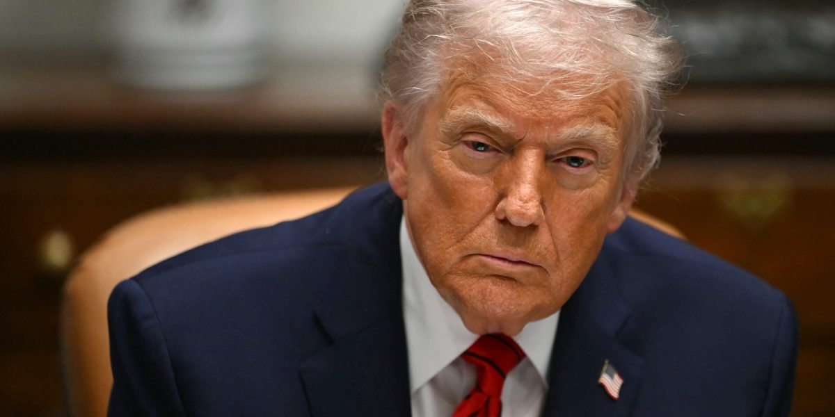 Down Arrow Button icon