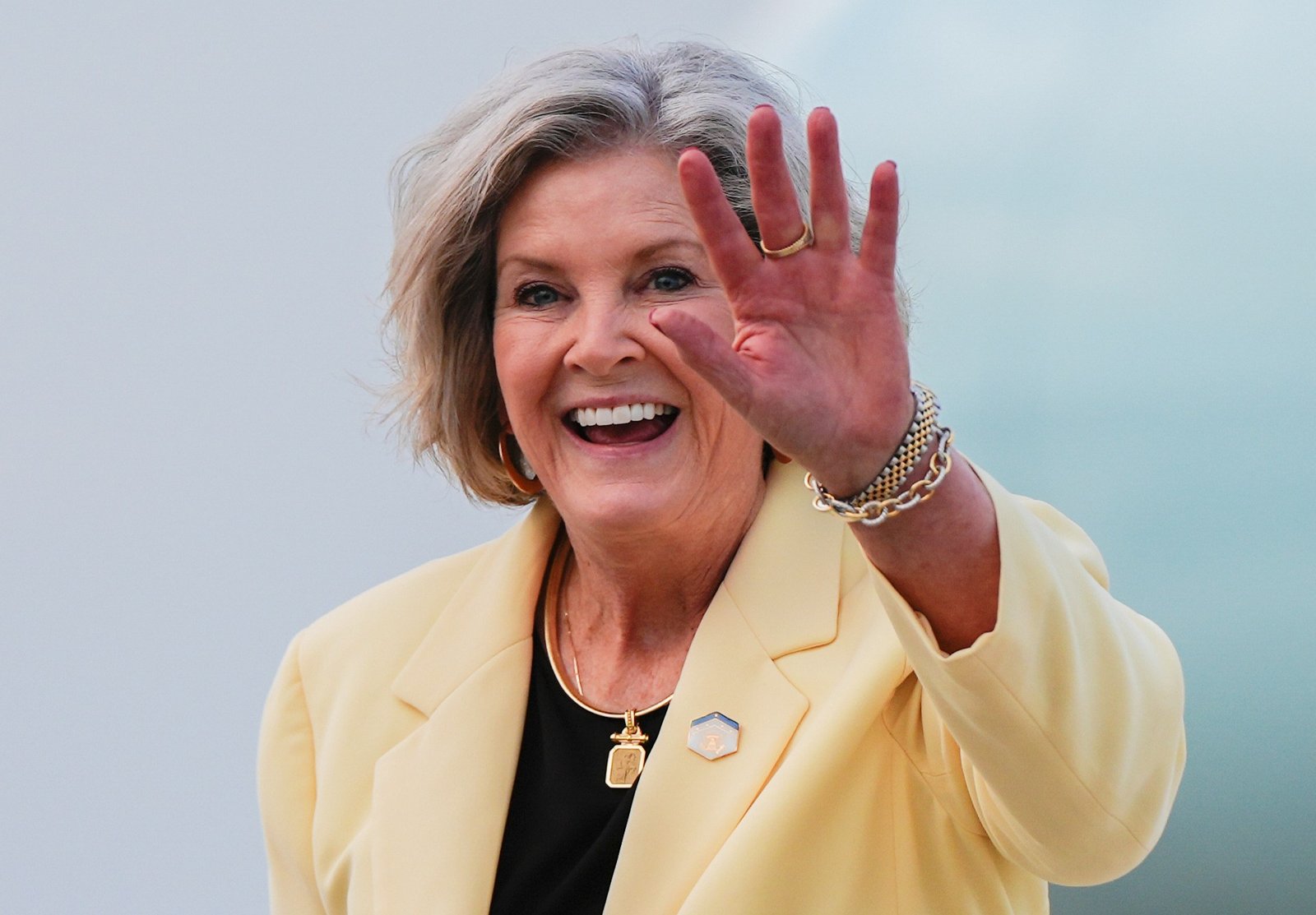 Suzy Wiles: What top Trump aide said in Vanity Fair interview Donald Trump News