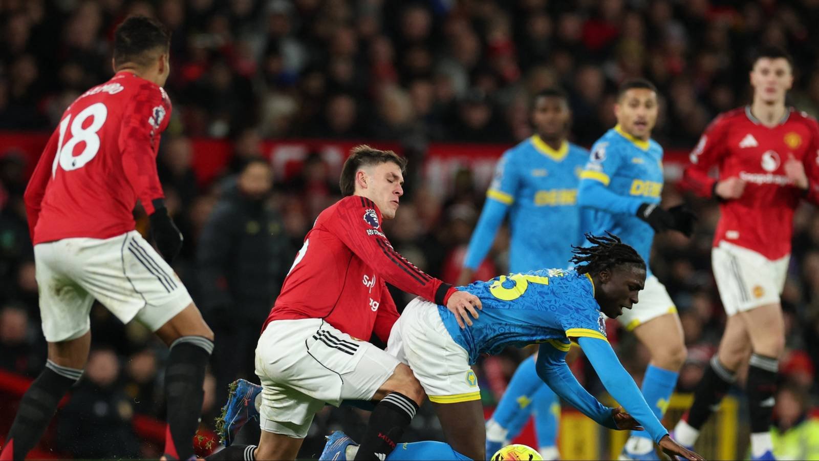 Ugarte doesn’t have to play again as Manchester United target £35m star after inquiries