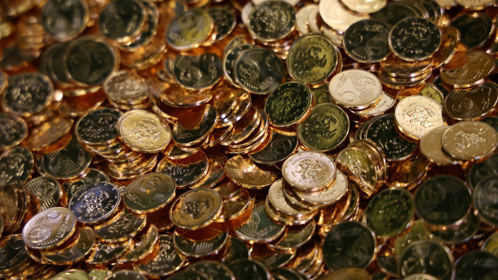 Bulgaria adopts euro, worries about rising prices and inflation