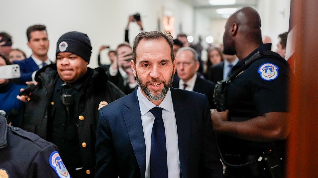 Jack Smith questions the reliability of J6 key witness testimony