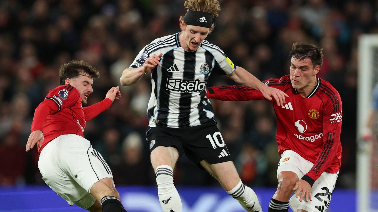 Galatasaray now prioritize signing Manuel Ugarte in January as Manchester United struggle