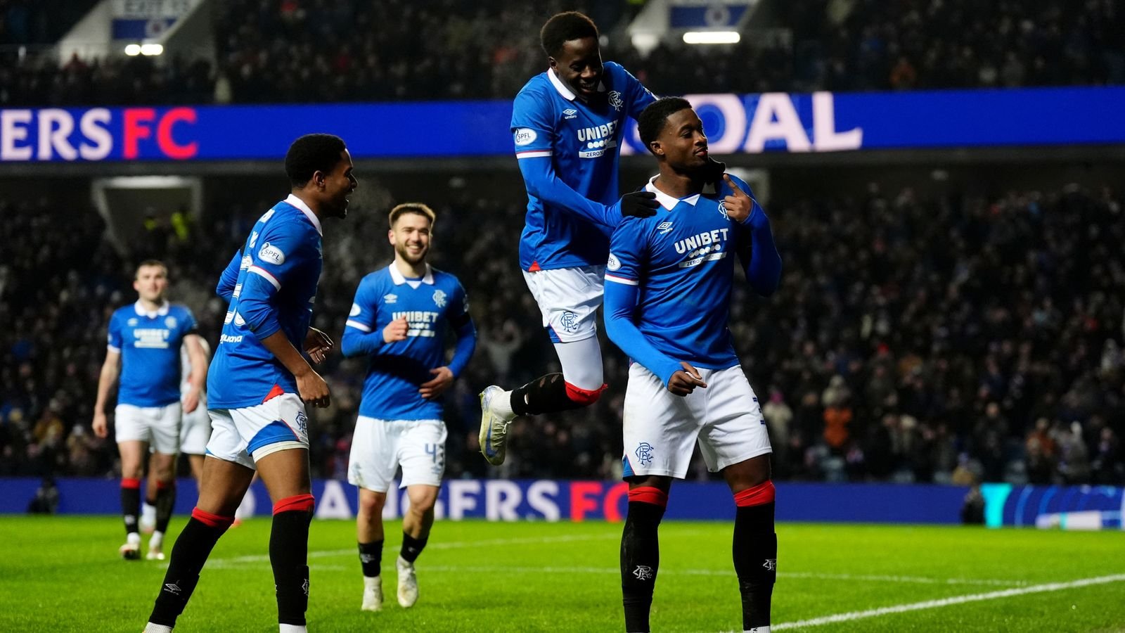 Rangers 2 – 1 St Mirren