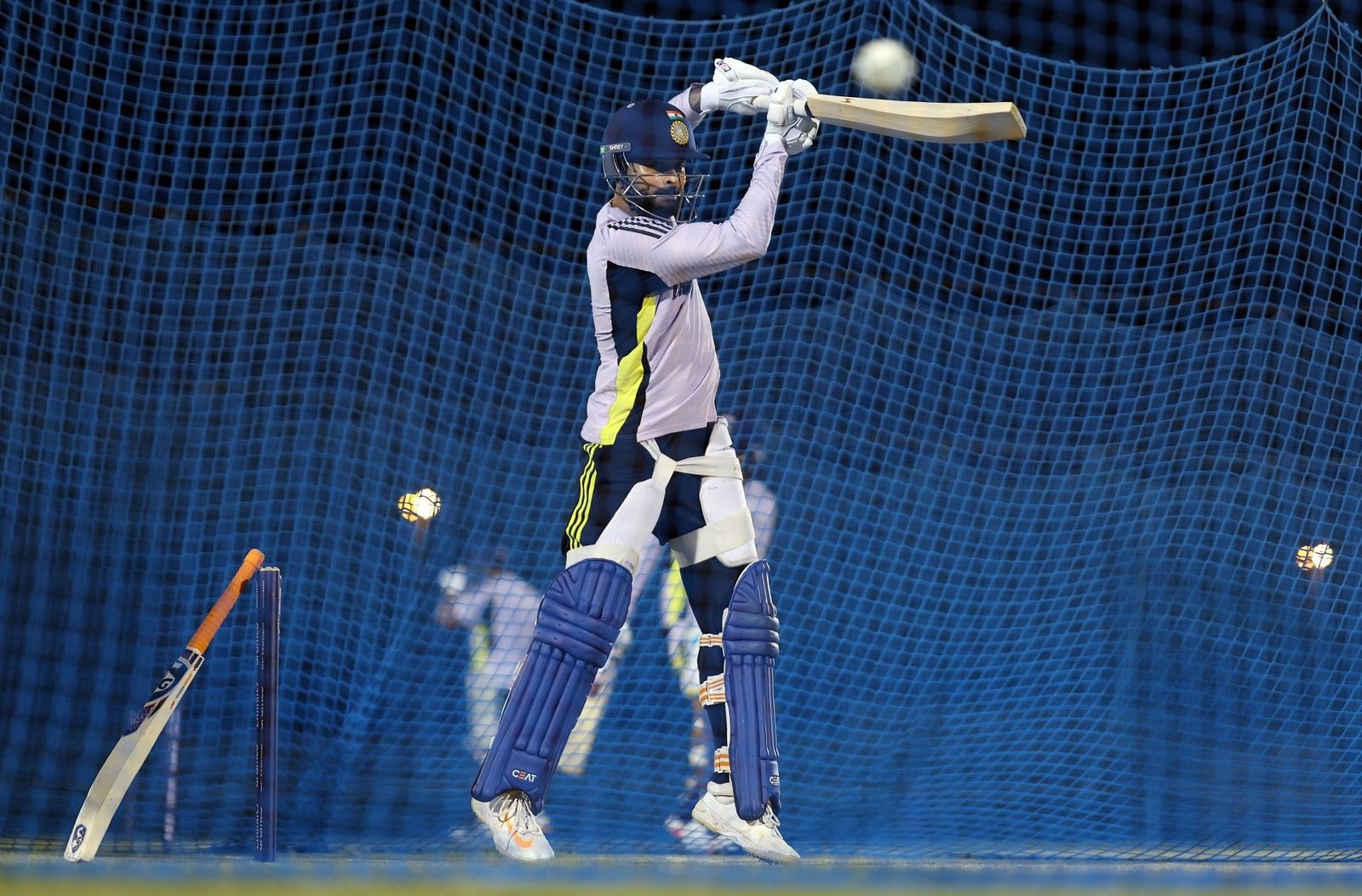 Shreyas Iyer beats Ravi Bishnoi with six wickets in India ahead of IND vs NZ 2026 5th T20I match (Watch)