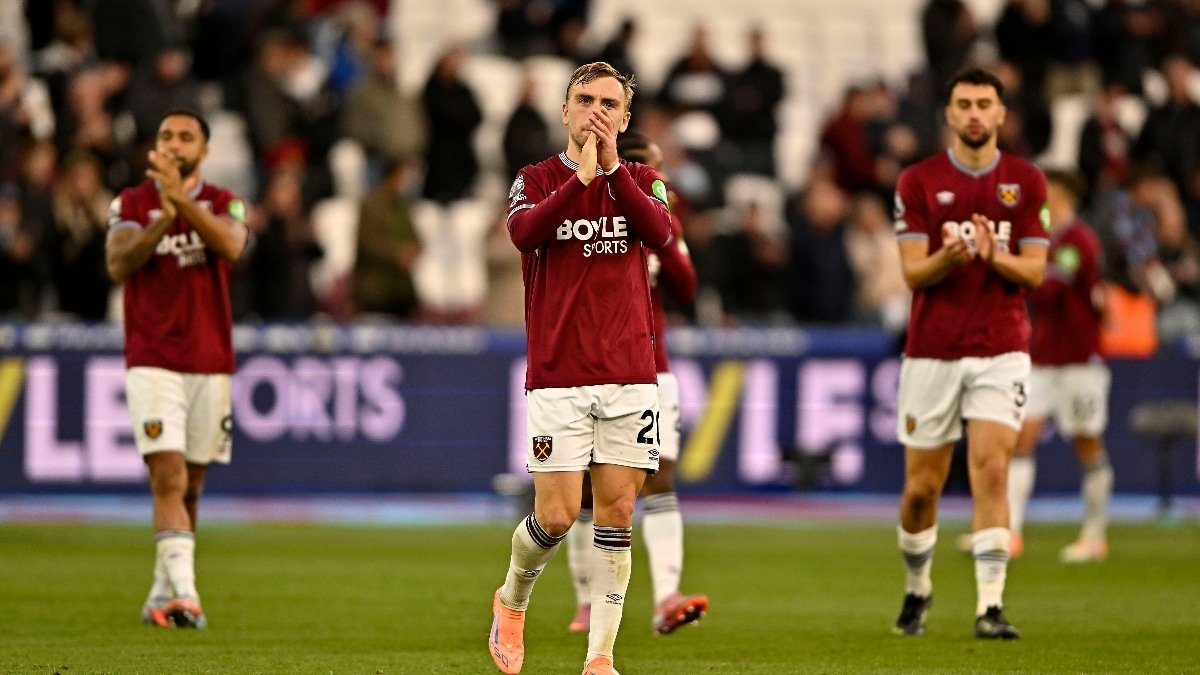 Chelsea vs West Ham: Commentary, updates, goals and stats as West meets East in London derby