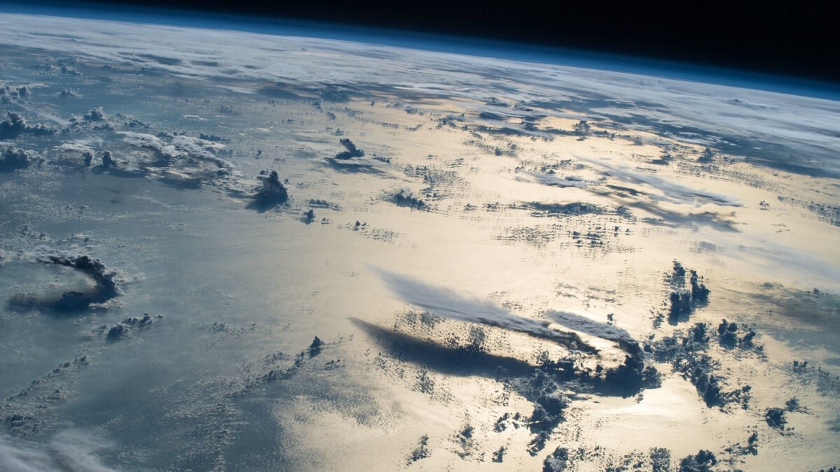 US Declassifies Vintage Spy Satellite With Wildly Lopsided Orbit