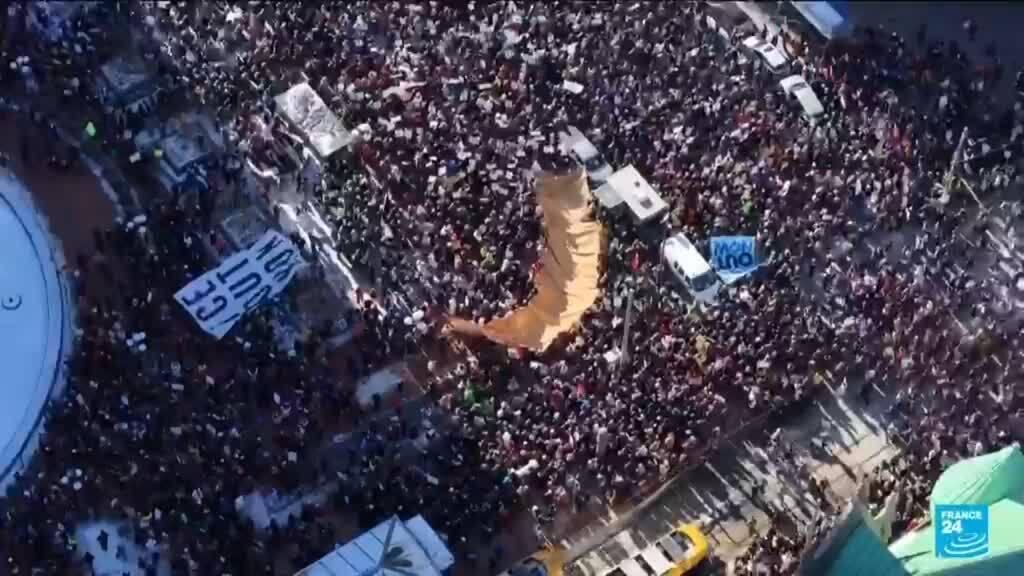 Thousands of people take to the streets in Minnesota and across the US to protest against ICE