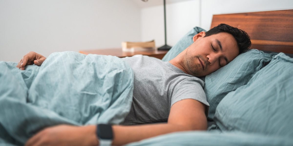 Is melatonin or ashwagandha better for sleep? Reviewed by experts