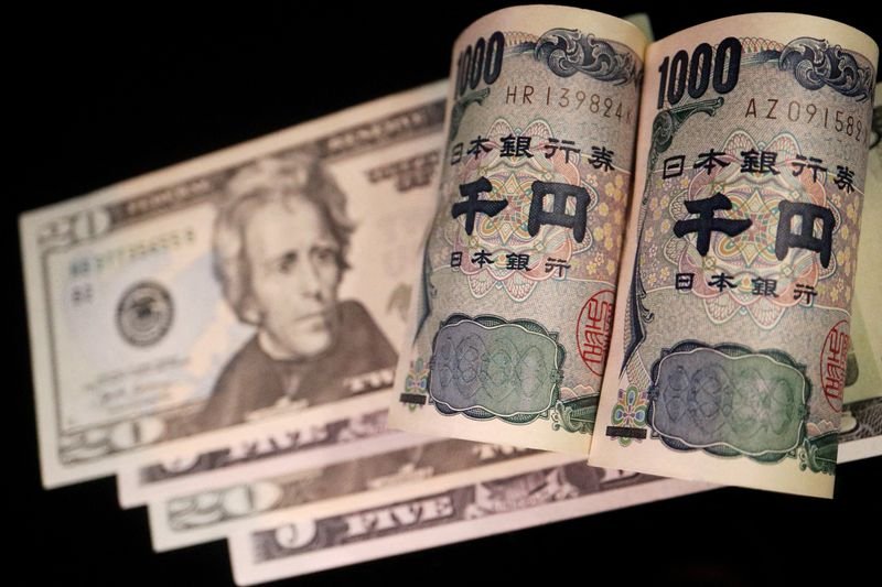 Japan’s business lobby chiefs urge government to tackle weak yen, media reports