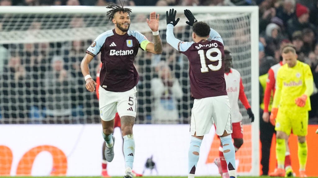 Europa League : Aston Villa finish second in the league, Forrest in the play-offs
