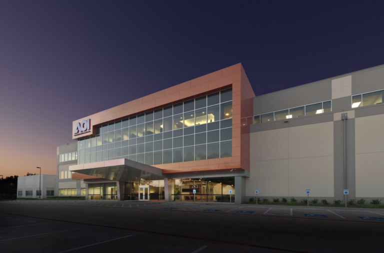 Applied Optoelectronics (AAOI) Hits Nearly 8-Year High on Upbeat Outlook, Reco Buys