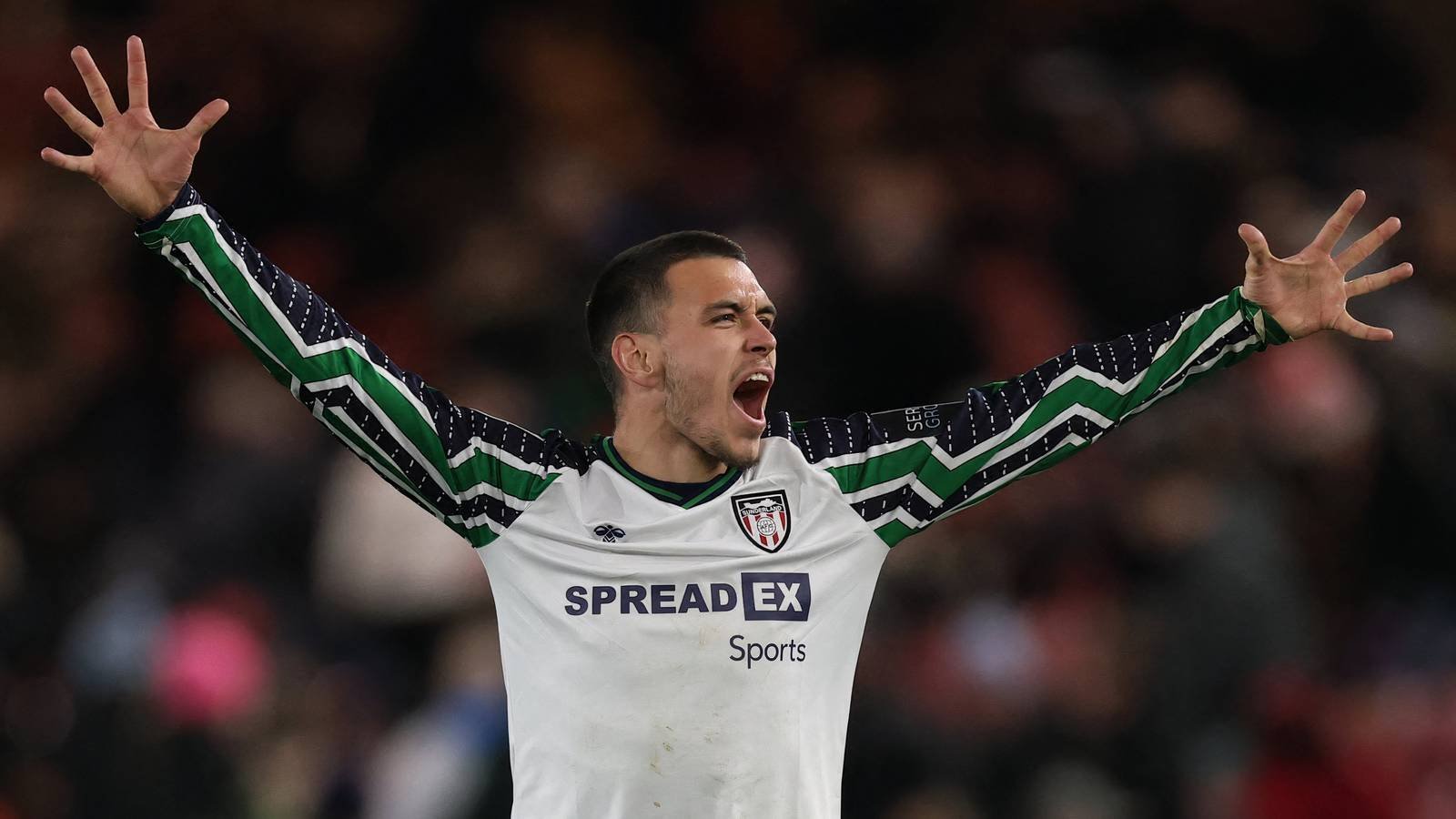 Sunderland offer chance to sign new Le Fay before deadline