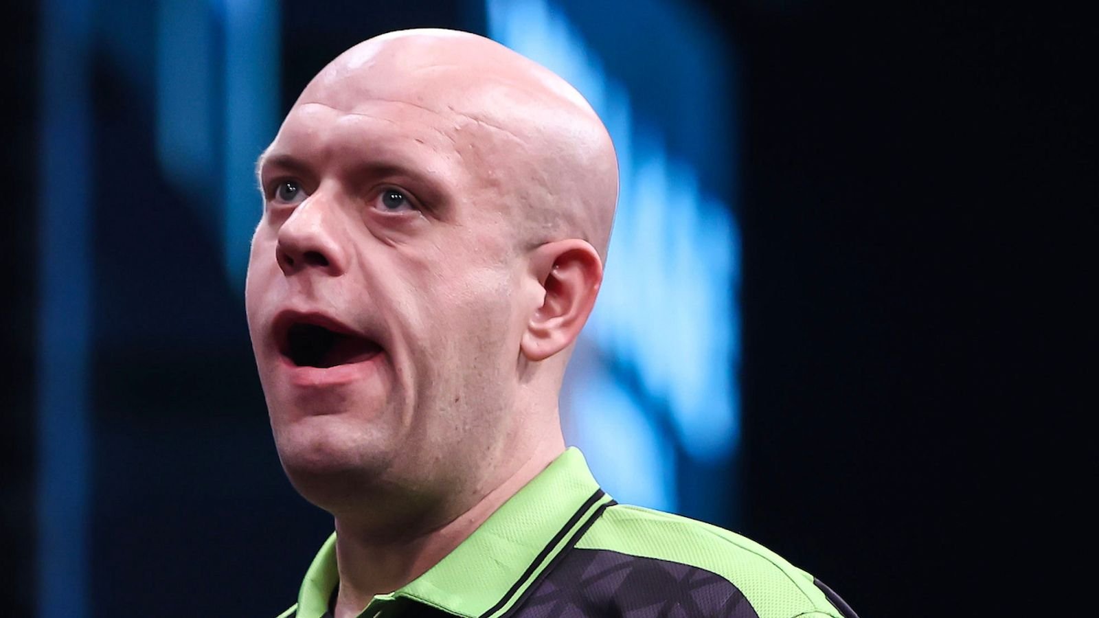 Winmau World Darts Masters: Michael van Gerwen out, Gian van Veen, Gerwyn Price win Darts News