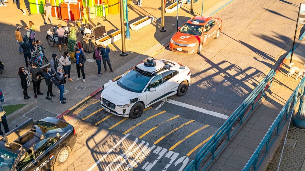 A Waymo Robotaxi Hits a Child at a School