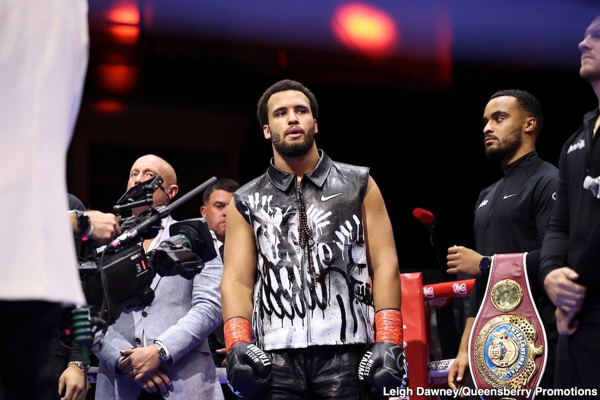 Hearn builds heavyweights to stop Itauma