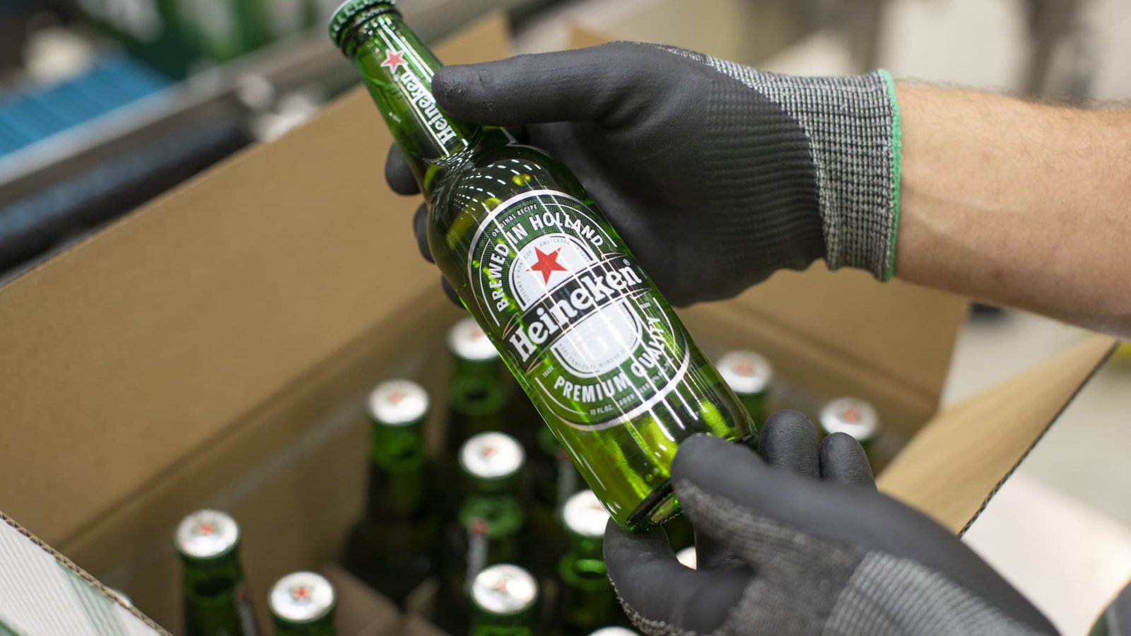 Heineken to cut 6,000 jobs to use artificial intelligence to “save productivity”