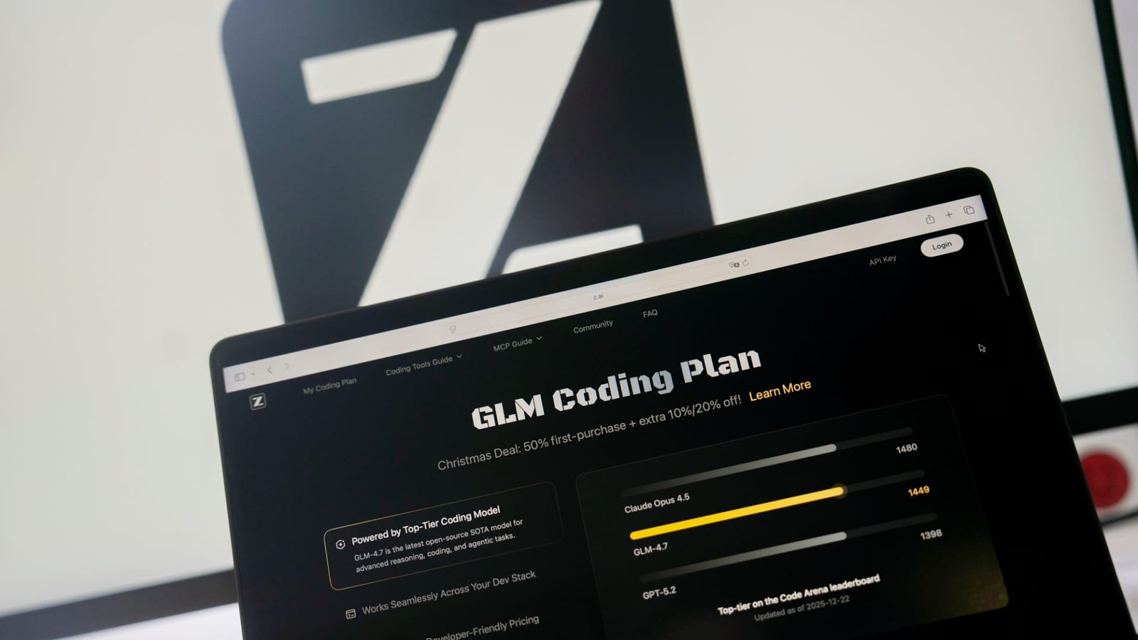 A wave of new products launched, Zhipu led the rise in Chinese artificial intelligence stocks, soaring 30%