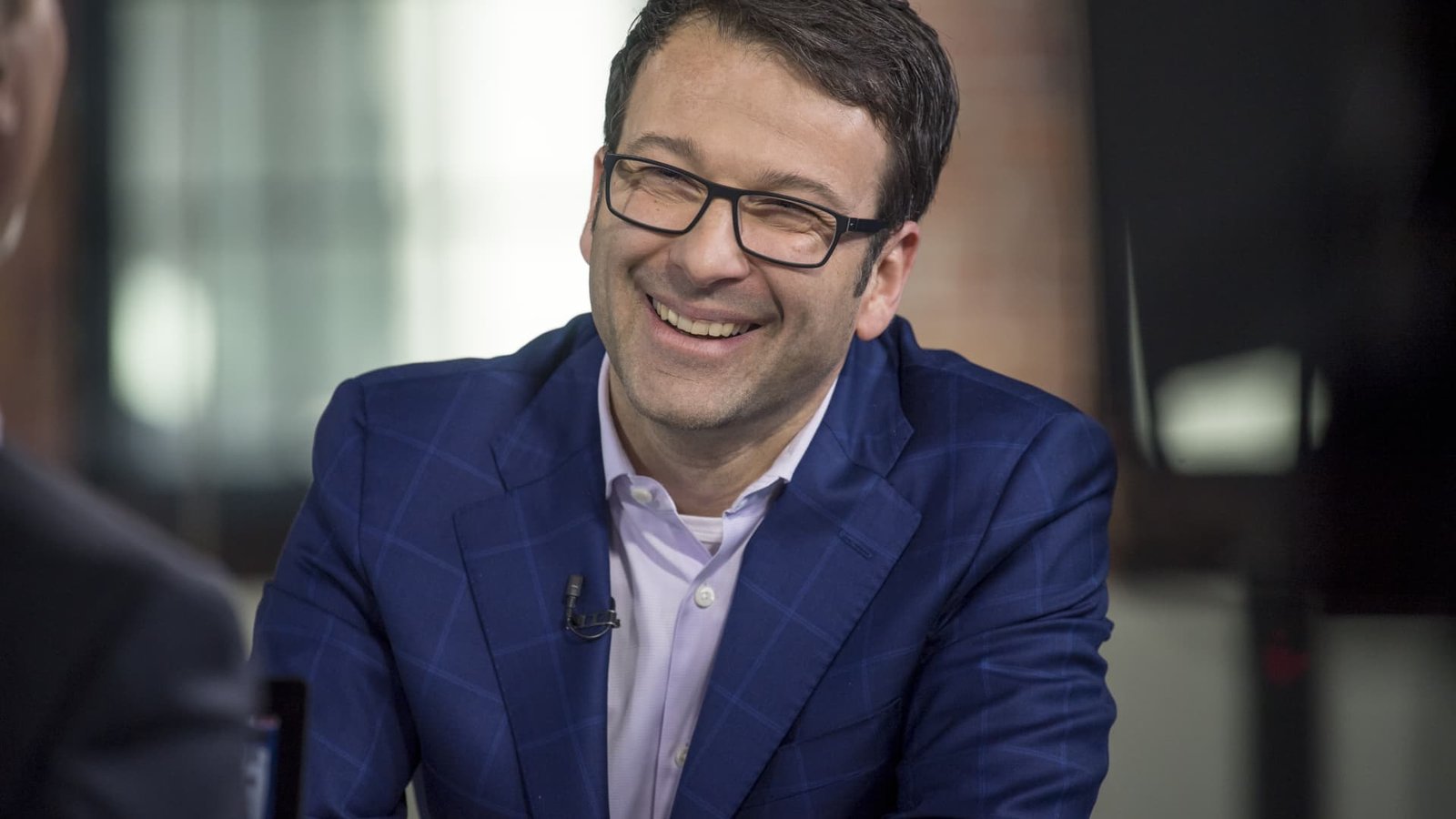 Microsoft promotes sales chief as company pursues AI growth