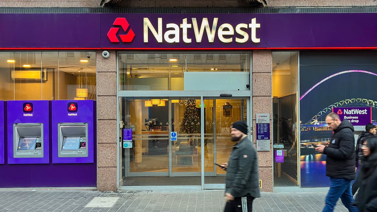 NatWest shares fall after $3.7 billion deal to acquire Evelyn Partners