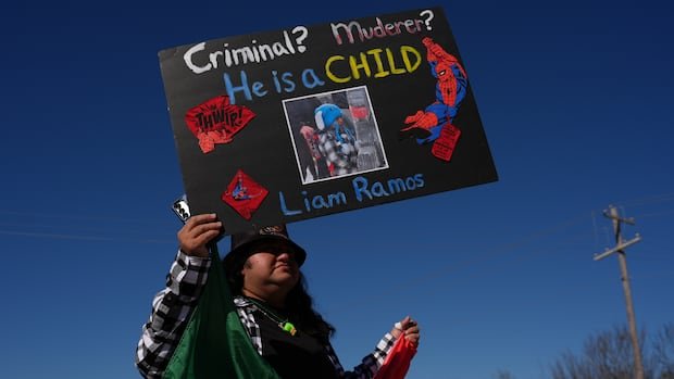 5-year-old Liam Ramos and father return to Minnesota from Texas custody