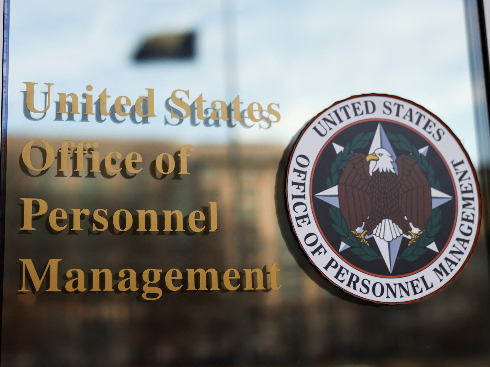 White House to make it harder for U.S. federal workers to challenge firings Business & Economics News