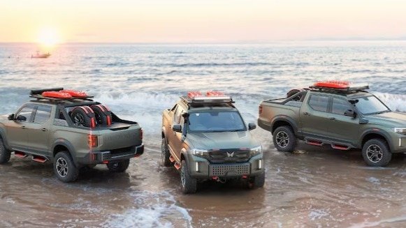 Mahindra lands its largest export order of 35,000 light commercial vehicles