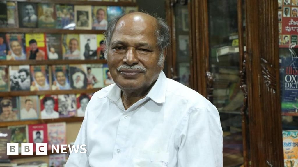 Retired Indian factory worker builds library with 2 million volumes