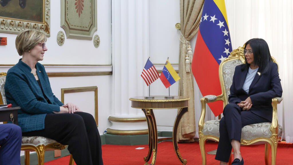 Washington puts pressure on Venezuela’s interim leader on post-Maduro ‘transition’