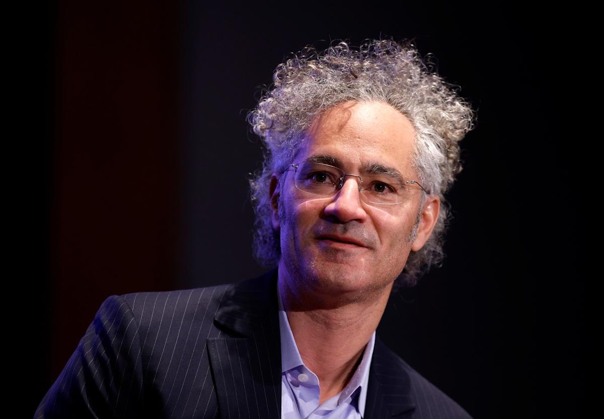 Earnings Live: Palantir Shares Rise After Q4 Win, PayPal Falls, PepsiCo Falls