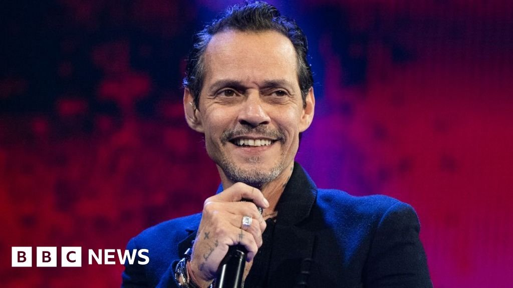 Marc Anthony says Beckham feud ‘hardly true’
