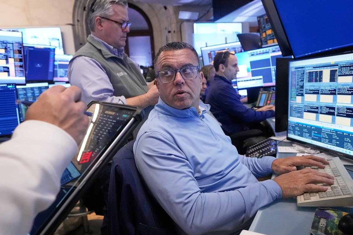 Dow, S&P 500, Nasdaq rise as earnings rise, Wall Street braces for data deluge