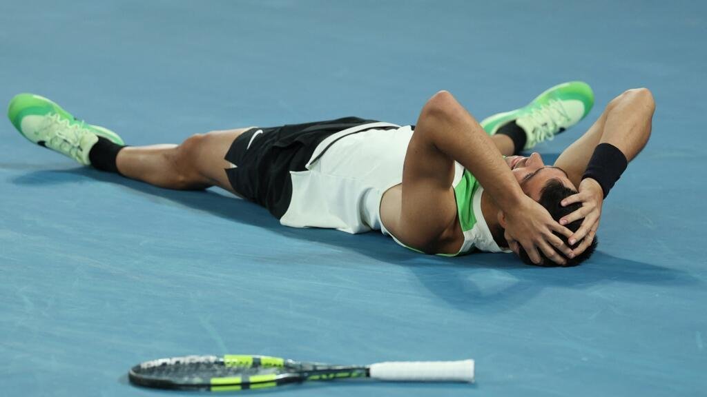 Alcaraz defeats Djokovic to win the Australian Open, completing the career Grand Slam