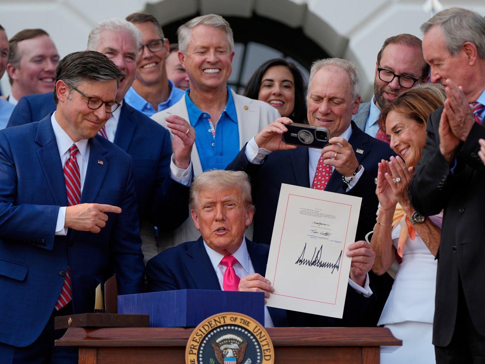 CBO: U.S. federal deficit and debt will worsen over next decade Government News