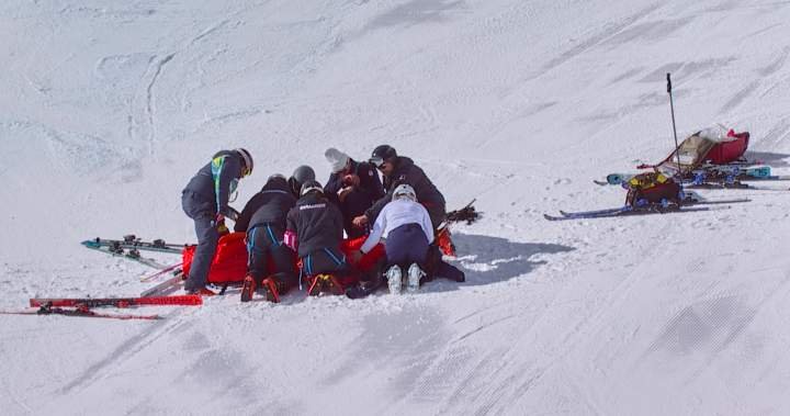 Lindsey Vonn receives two surgeries for broken leg after horrific crash – National