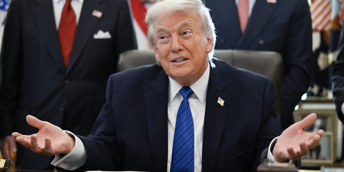 Down Arrow Button icon