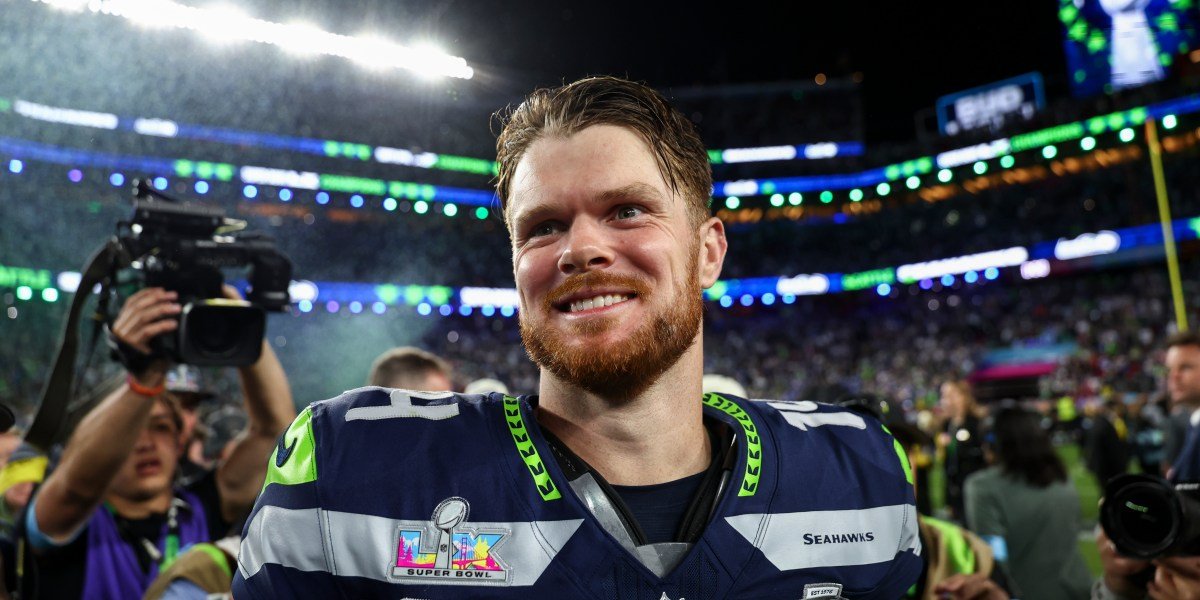 The Super Bowl champion says he learned resilience from his plumber father and PE teacher mother: ‘As long as you believe in yourself, anything is possible’