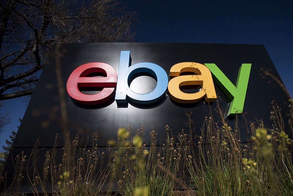 eBay to lay off 800 staff