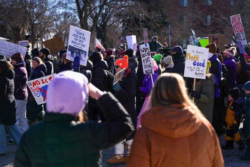 Trump orders DHS to stay away from protests in Democratic-led cities unless federal aid is requested