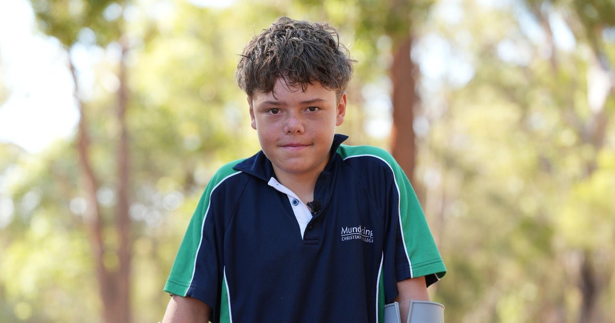 Boy swam 2.5 miles to save mom, siblings swept away by sea: “Superhumans”