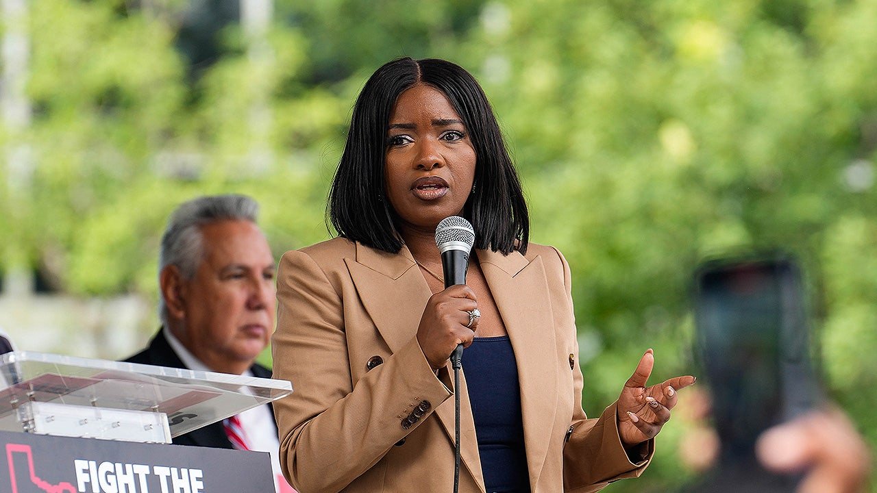 Rep. Jasmine Crockett says Republicans will vote for her in Texas Senate race